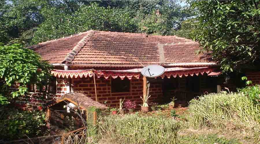 BUNGALOW FOR COUPLE 