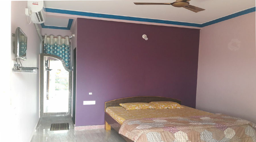 Savali Guest House AC room 