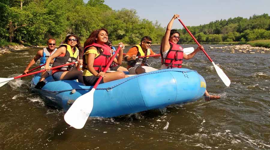 Water sports in aravi beach