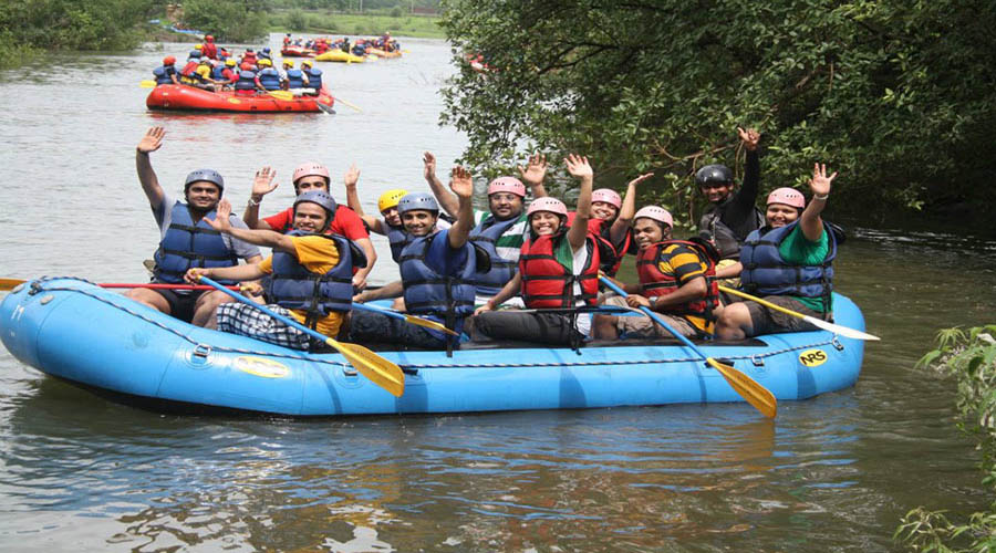 Water sports in Velas