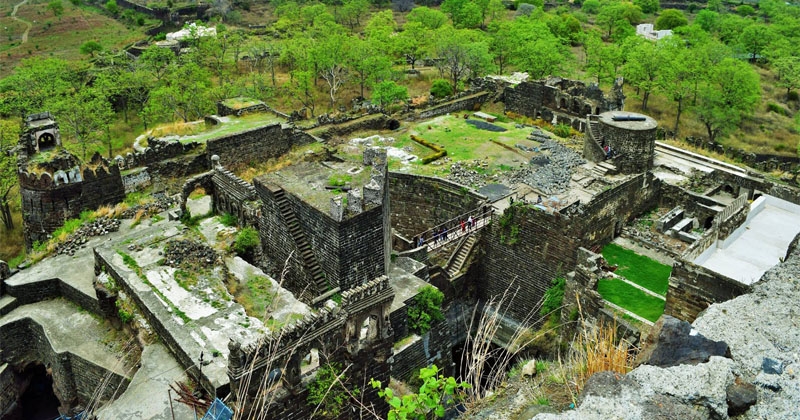 Forts in maharashtra Daulatabad Fort