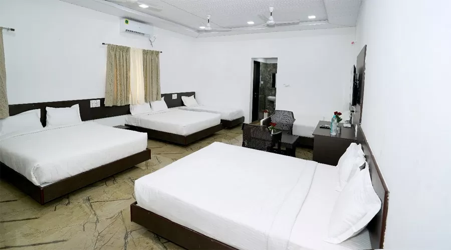 Fintastic Beach Resort Diveagar