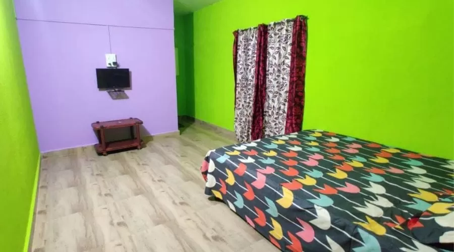 non ac room in tarkarli