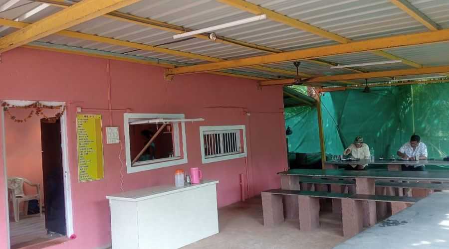 Swapnapurti HomeStay and Bhojnalaya Anjarle