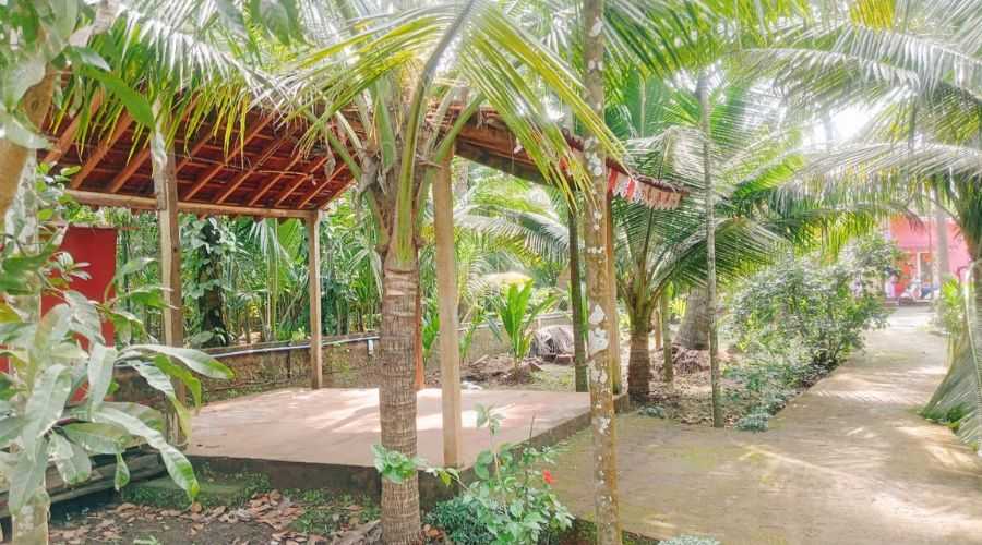 Swapnapurti HomeStay and Bhojnalaya Anjarle