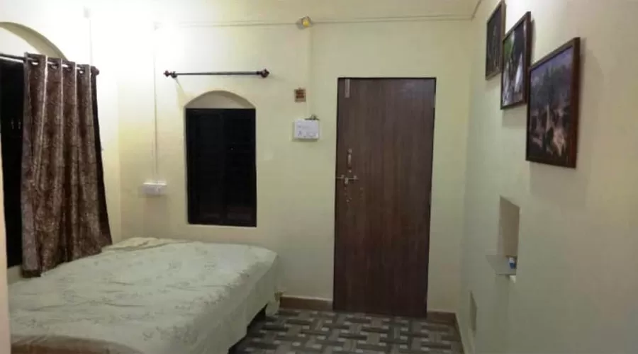 Ac Room in anjarle
