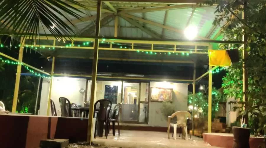 Swapnapurti HomeStay and Bhojnalaya Anjarle