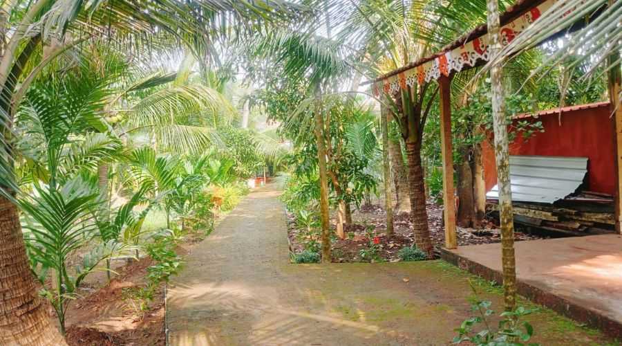 Swapnapurti HomeStay and Bhojnalaya Anjarle