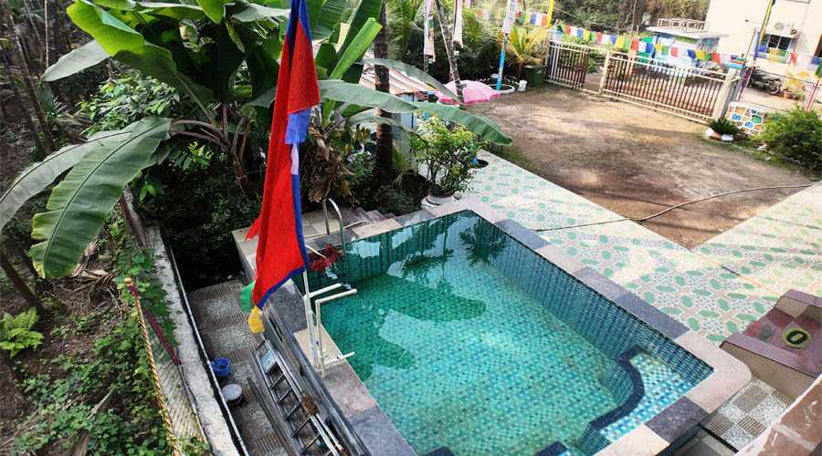 IBN White House Cottages & Tent Camping Revdanda