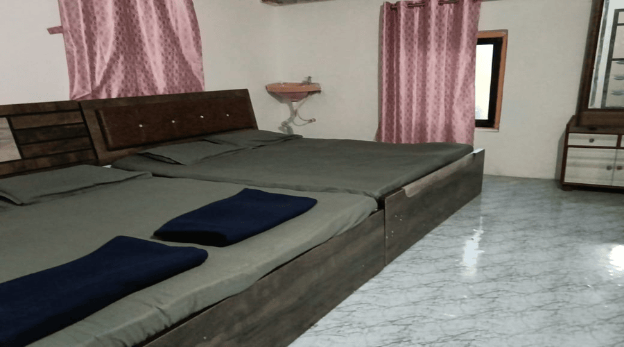 Janki Holyday Home  Revdanda