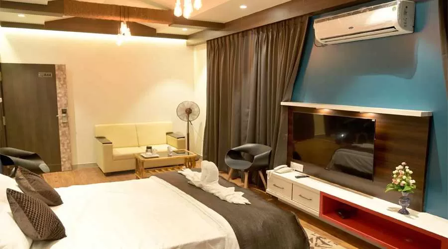 Hotel Limelight kudal