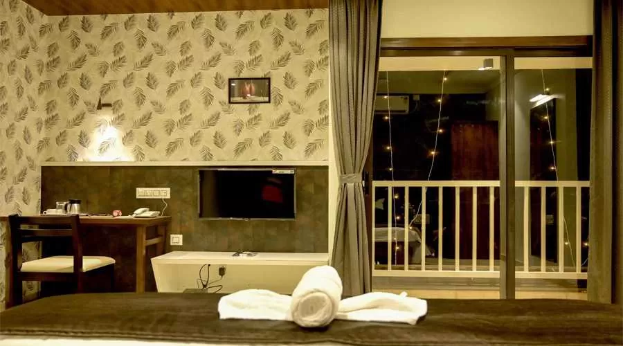 Hotel Limelight kudal