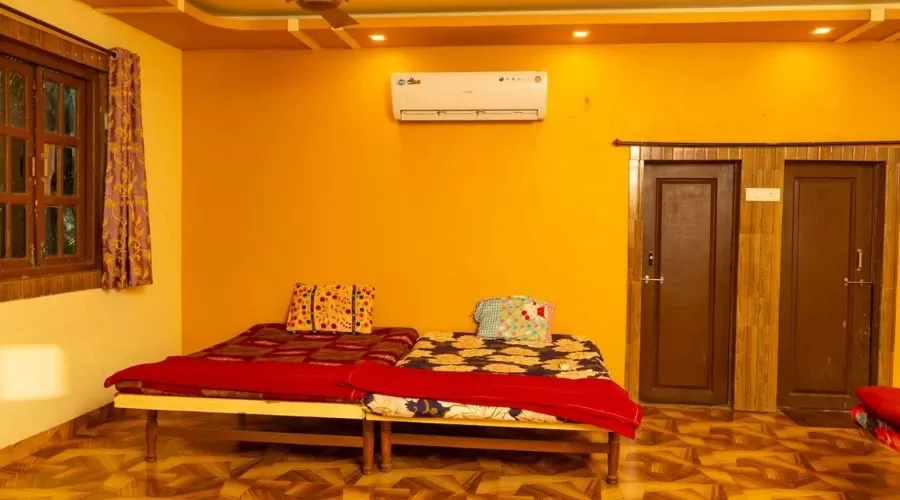 Couple Room