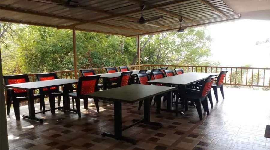 Hotel Sohen Beach Resort karde