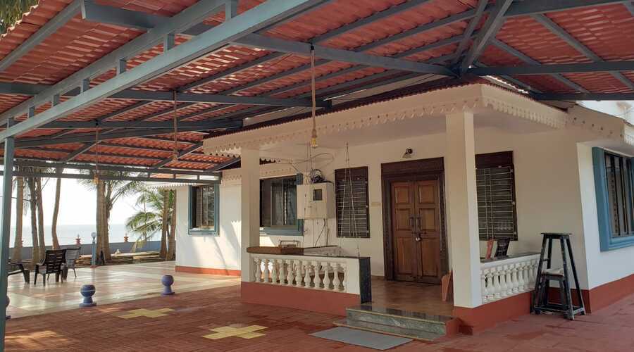 Shekhar villa devgad