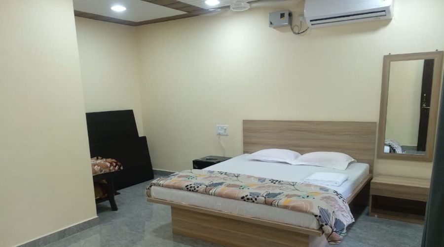 AC Room in Diveagar