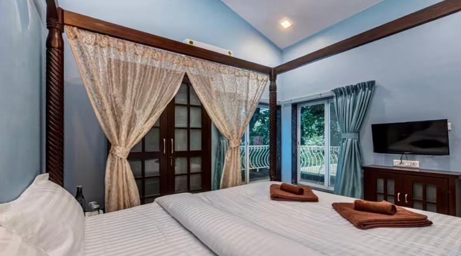 Villa In alibuag