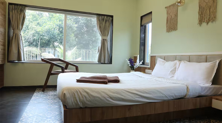 Villa In alibuag