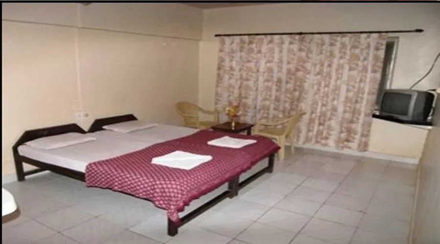 Non ac room in ganpatipule