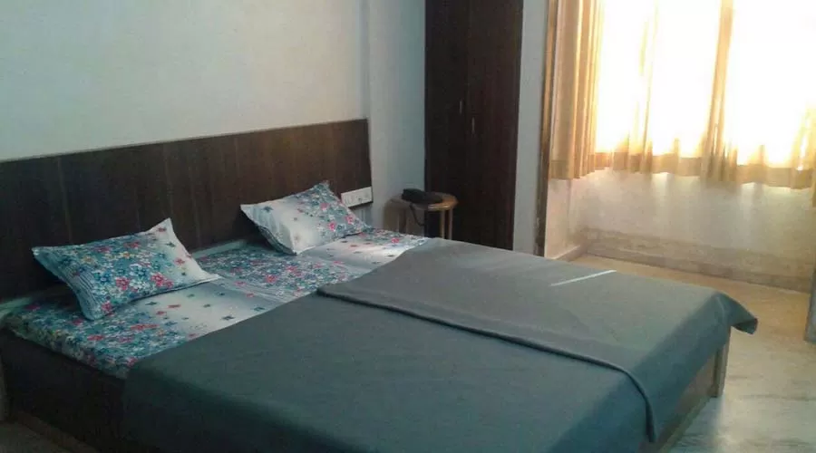 Hotel Daryasarang Palace in ganpatipule hotelinkonkan.com