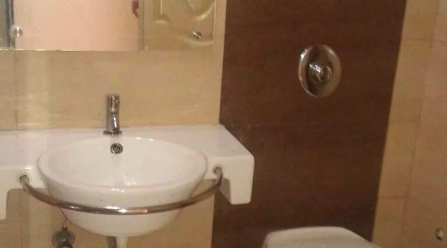 Hotel Daryasarang Palace in ganpatipule hotelinkonkan.com