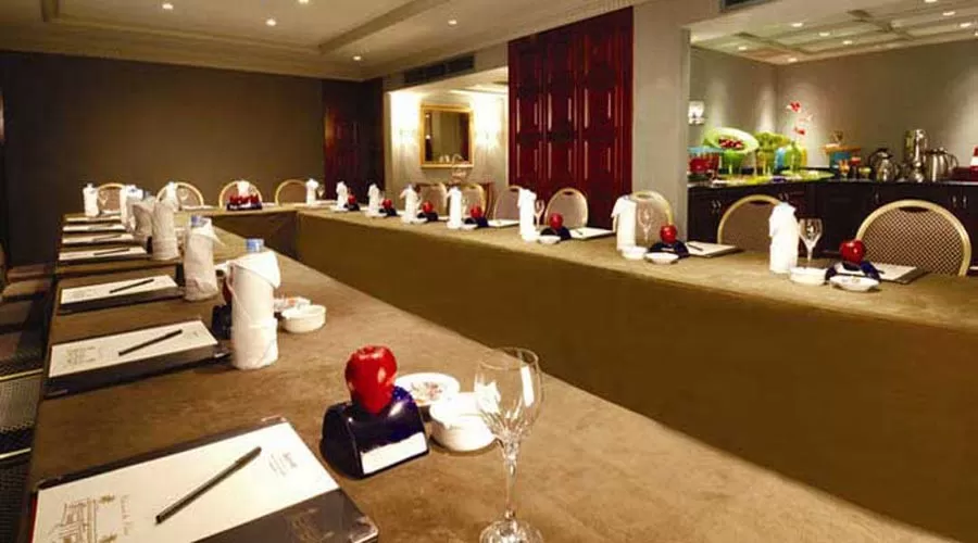 Hotel Abhishek in dapoli at hotelinkonkan.com