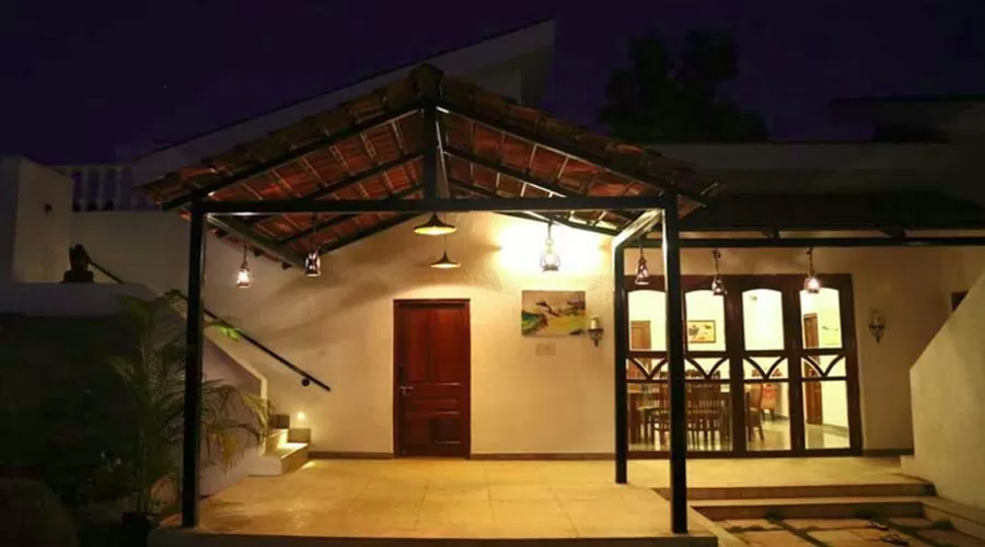 Hotel Casa De La luna in alibaug at hotelinkonkan.com