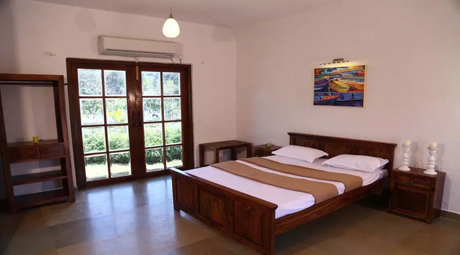 Hotel Casa De La luna hotel in alibaug at hotelinkonkan.com