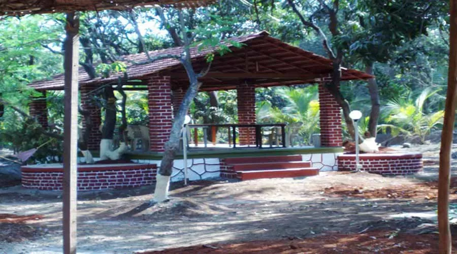 Cheulkars Farm hote in alibaug hotelinkonkan.com
