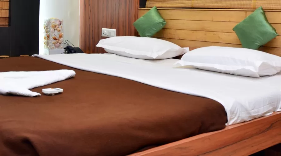 Non ac rooms in tarkarli
