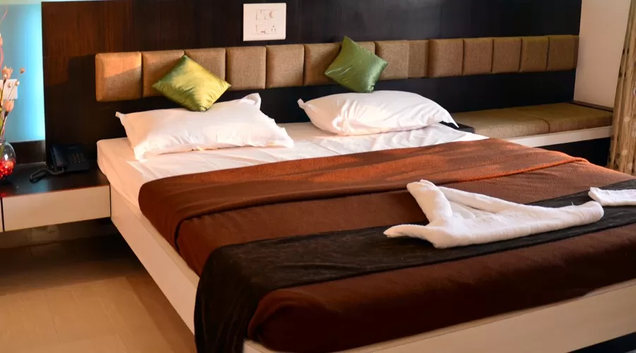 Ac room in tarkarli