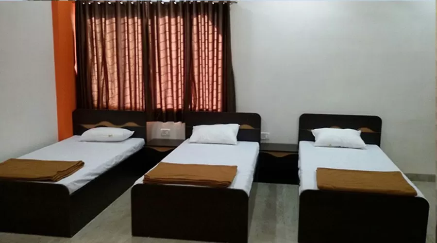 7 Bed Family Non A/c Room