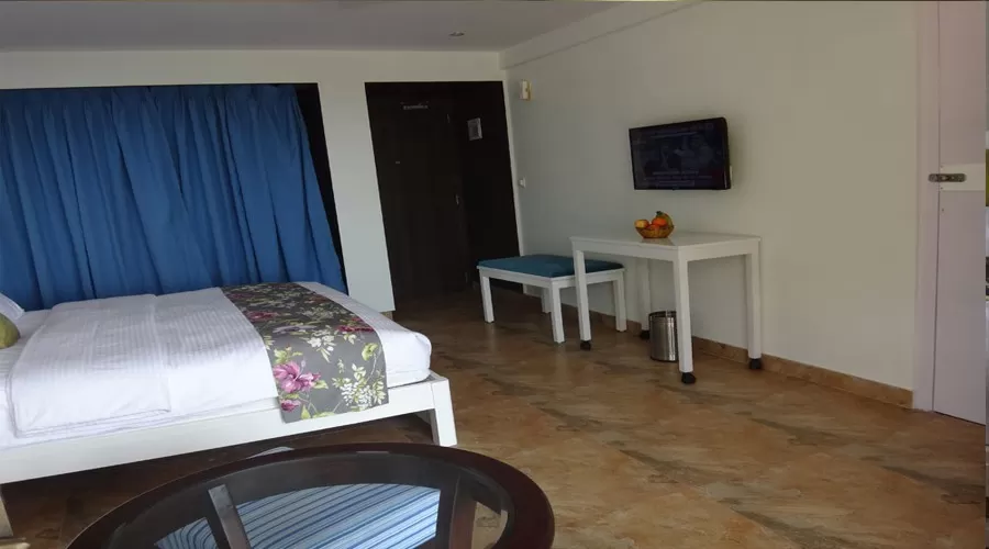 Avisa Nila Beach Resort in tarkarli at hotelinkonkan.com