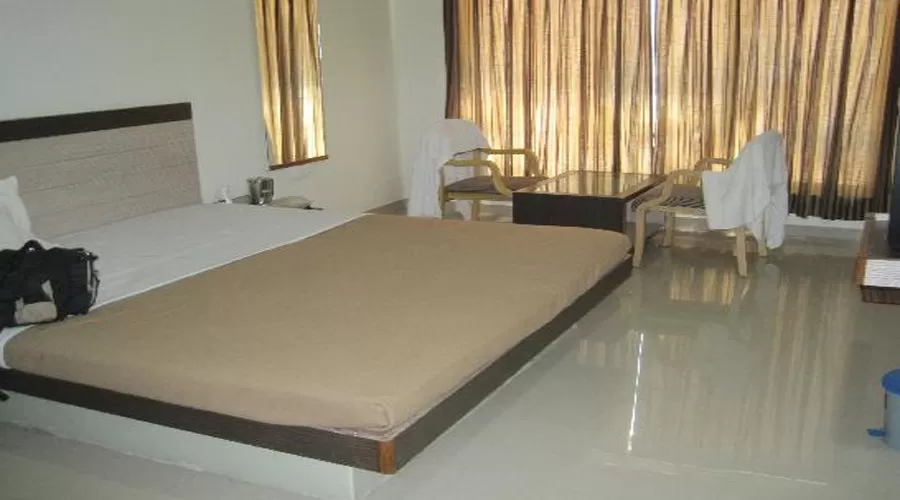 Non ac rooms in tarkarli