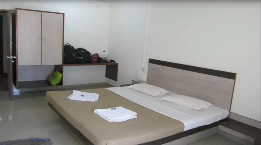 Zantyes Nyahari Niwas tarkarli at hotelinkonkan.com