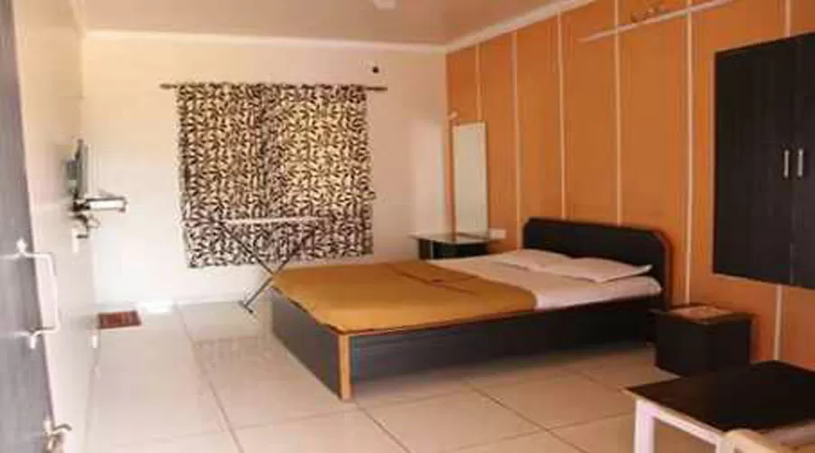 Nisarg Family Resort in amboli at hotelinkonkan.com