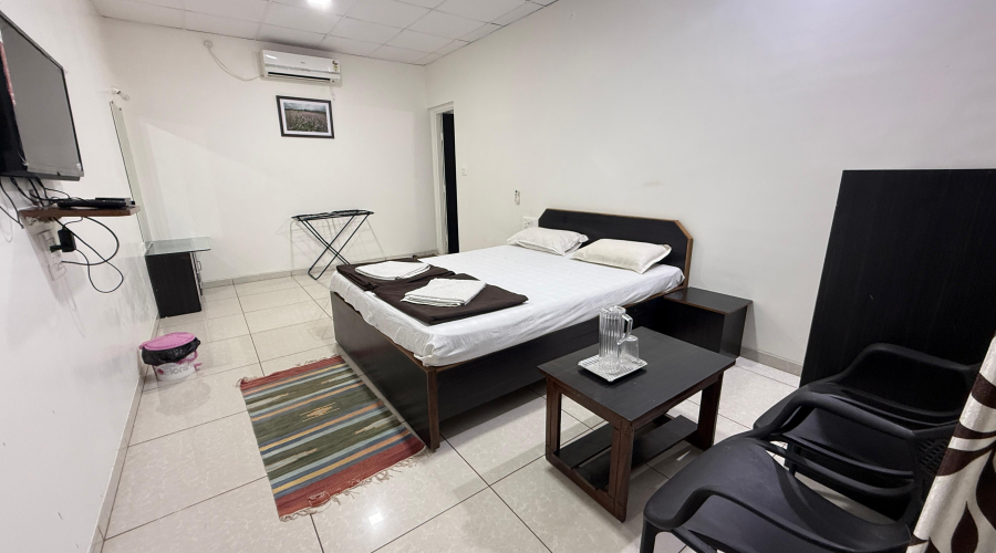 Nisarg Family Resort in amboli at hotelinkonkan.com