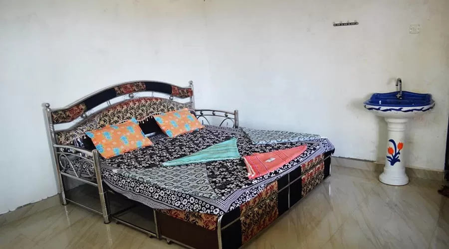 Sai Raj Beach Resort tarkarli at hotelinkonkan.com