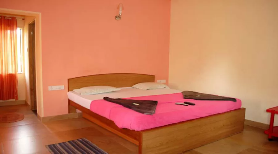 cheap hotel in kashid Nikhils Inn hotel in kashid at hotelinkonkan.com