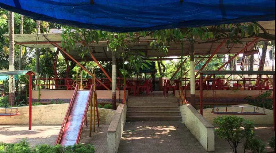 Hotel Open Umbrella Mangaon at hotelinkonkan.com