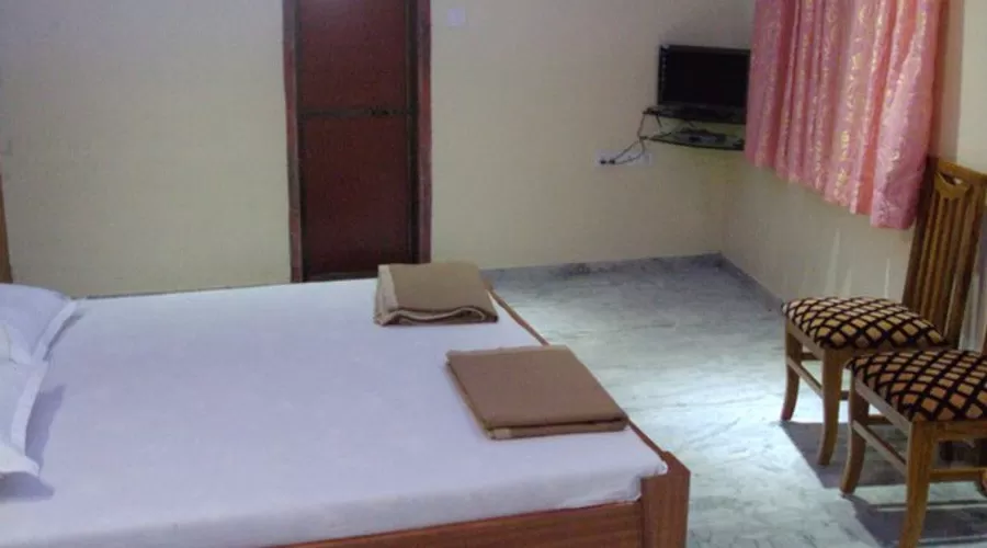 Hotel Madhushanti Lodge in mangaon at hotelinkonkan.com