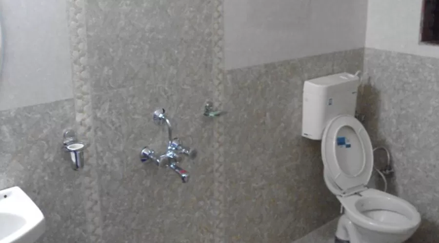 Hotel Madhushanti Lodge in mangaon at hotelinkonkan.com