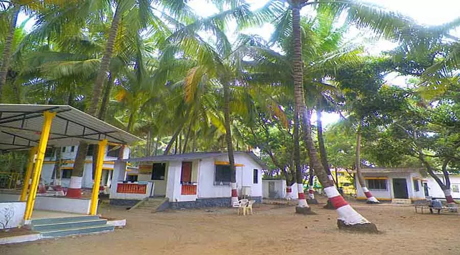 Kawale Cottage in varsoli at hotelinkonkan.com