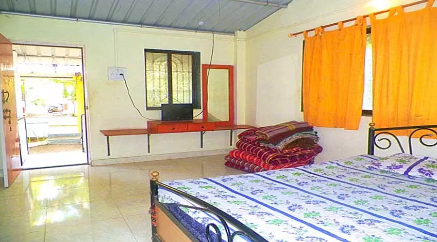 Non ac room in varsoli 