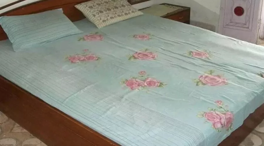 Ac rooms in varsoli