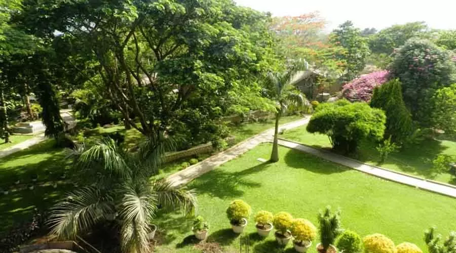 Kamath Recsidency nagothane at hotelinkonkan.com