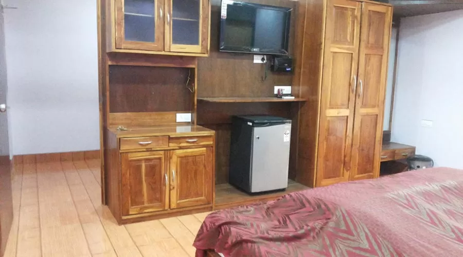 Hotel Kuber Palace in mahad at hotelinkonkan.com