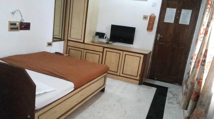 Non ac Single room in mahad