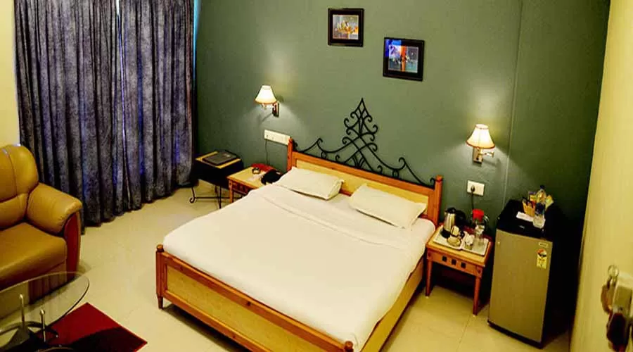 Neelams Countryside in kankavali at hotelinkonkan.com