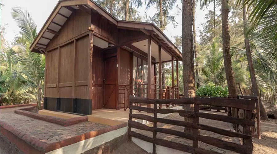 RatnaSagar Resort in ratnagiri at hotelinkonkan.com